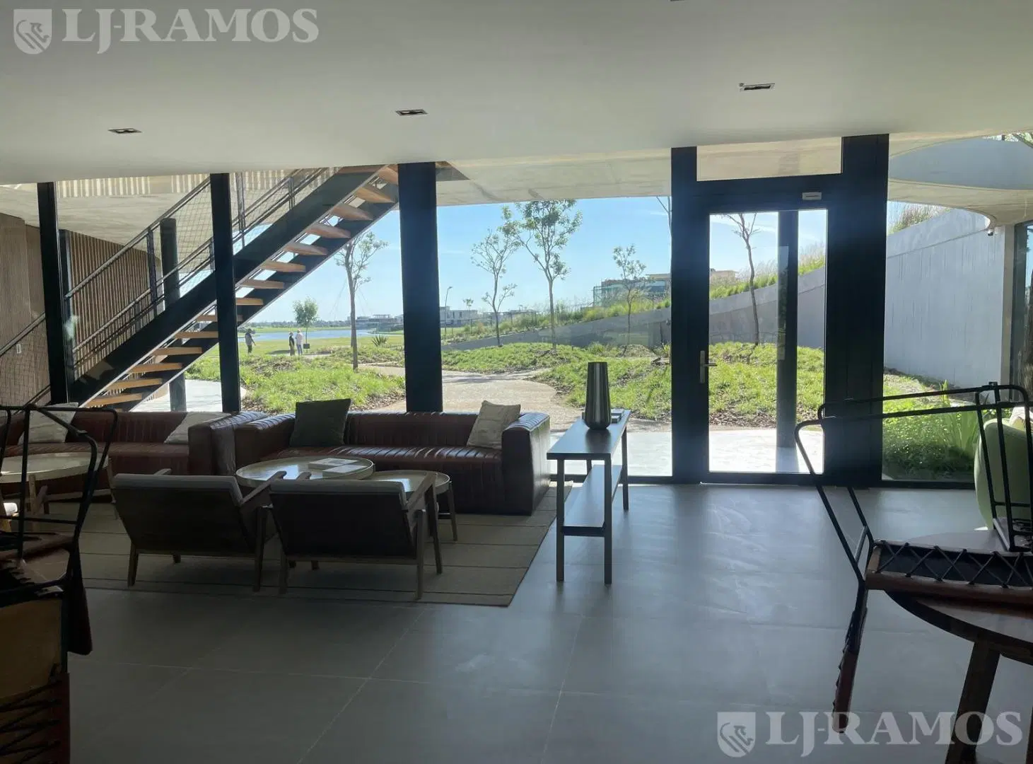 Lote a la laguna en venta en LOS PUENTES - NORDELTA 3