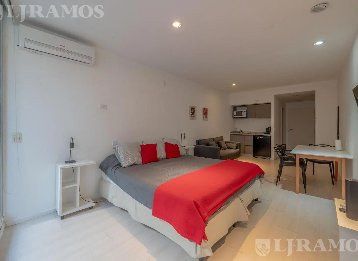 MONOAMBIENTE APTO PROFESIONAL O VIVIENDA CON COCHERA Y AMENITIES EN RECOLETA 4