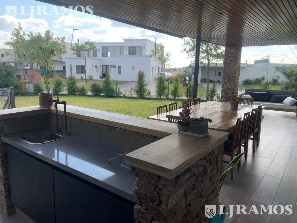Casa en  venta en Ceibos, Puertos 3