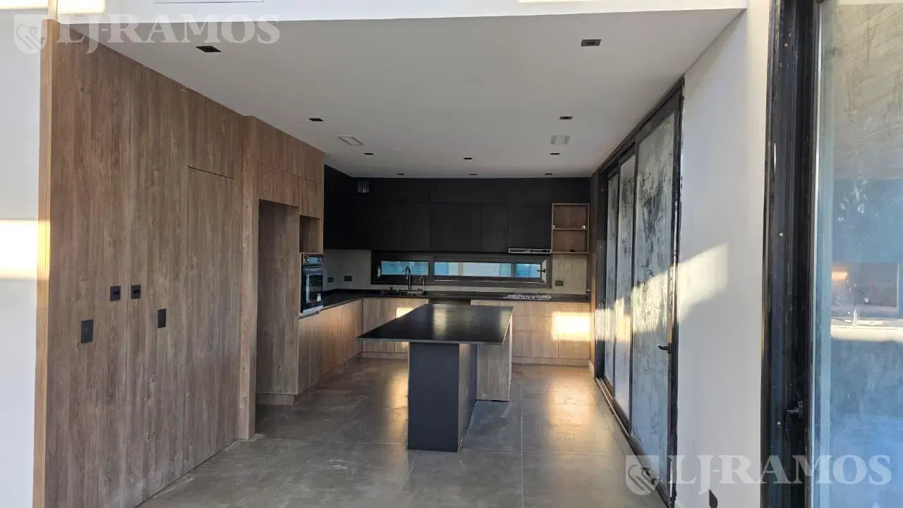 EXCLUSIVIDAD   4 SUITES EN VENTA EN LOS PUENTES, NORDELTA 2