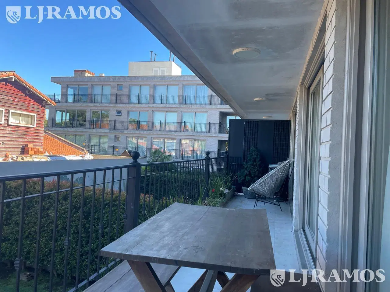 DEPARTAMENTO DE 3 AMBIENTES EN VENTA EN CASSA ISIDRO 3