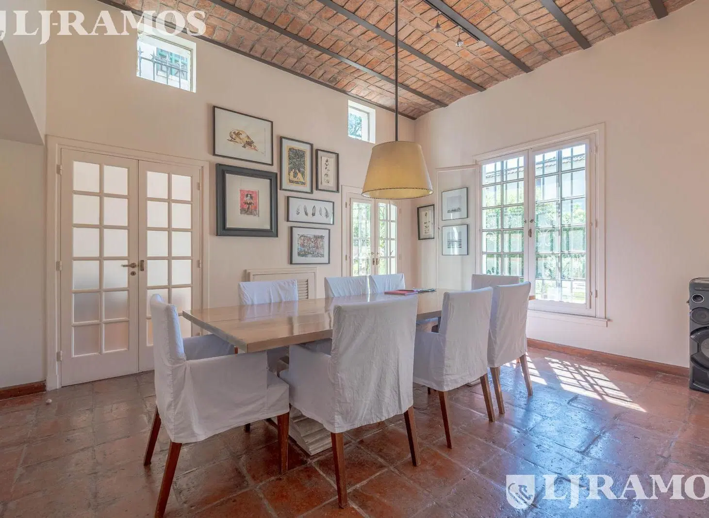 Casa en venta en el corazón de La Horqueta 3
