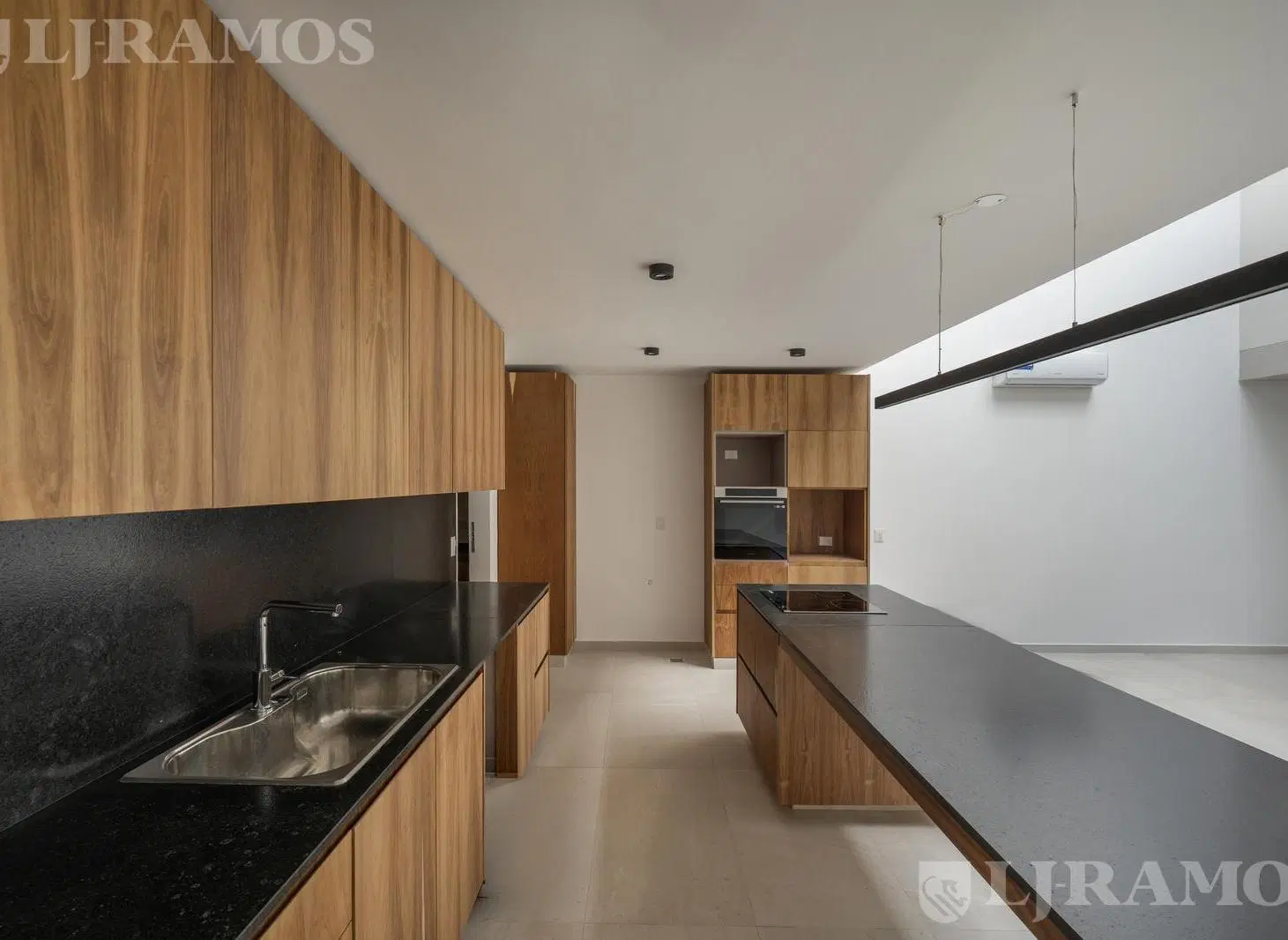 Casa triplex en venta en Béccar 5