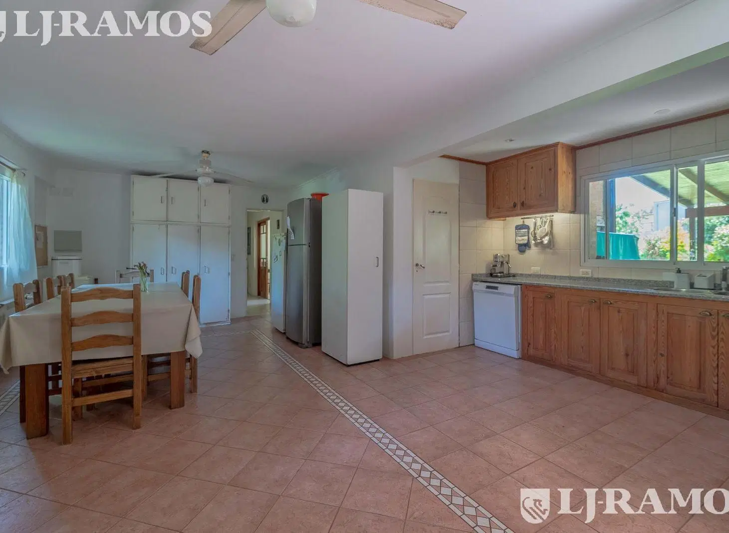 CASA CON DOBLE LOTE EN EL BARRIO CERRADO LA CHACRA, EN SAN FERNANDO 8
