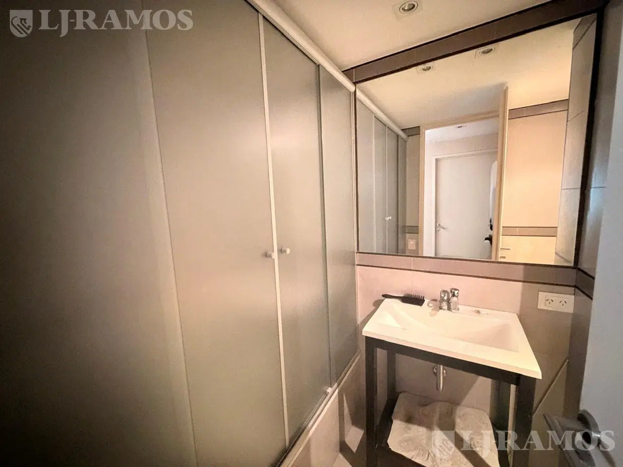 Oficina de 82 m2 en venta en PUERTA NORTE 2 2