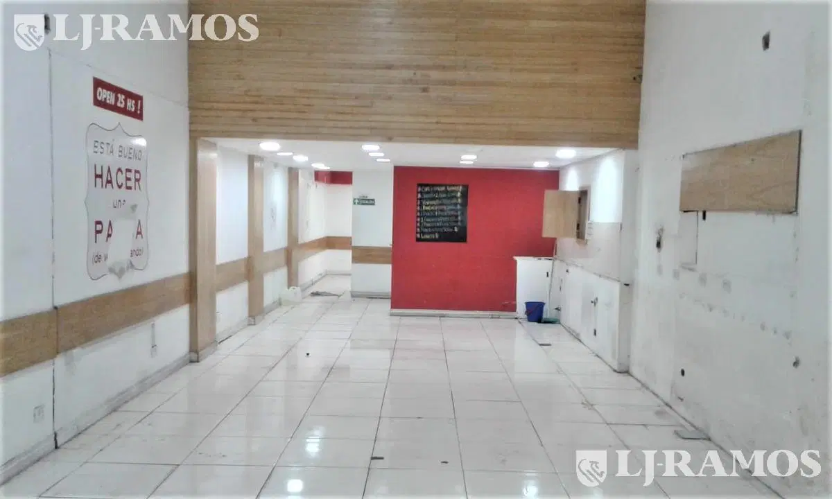 Local en Tribunales 3