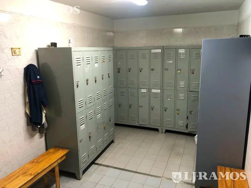 Excelente Local/Deposito/oficina - Munro 4