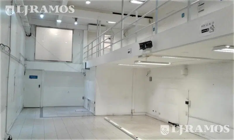 Local en venta - Avellaneda 3