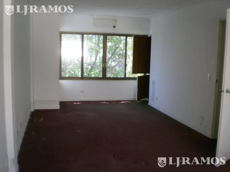 Depósito en Alquiler y Venta en Villa Martelli 4