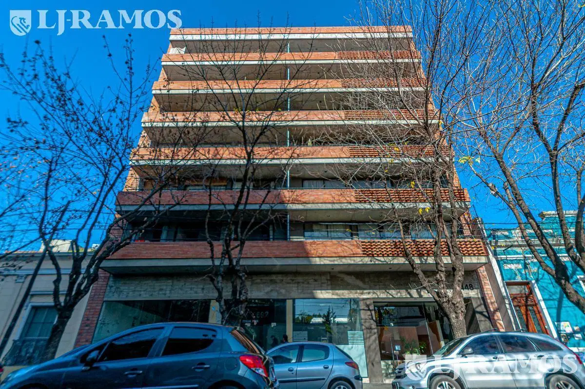 Departamento de dos ambientes  en venta  en el Centro de Tigre- 2