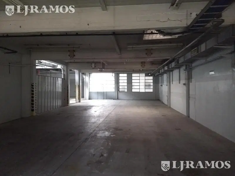 Depósito en Alquiler y Venta en Villa Martelli 4