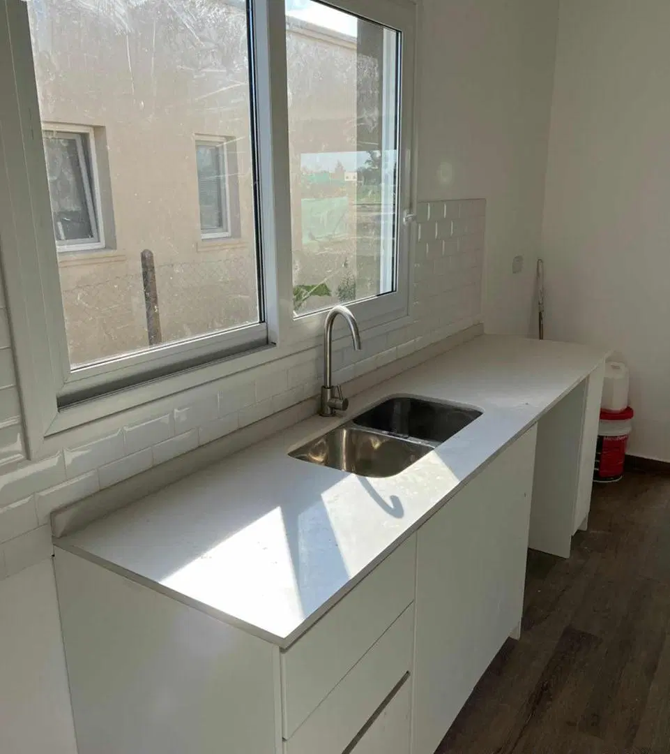 Casa a estrenar con 3 dormitorios en venta en Vila Marina 4
