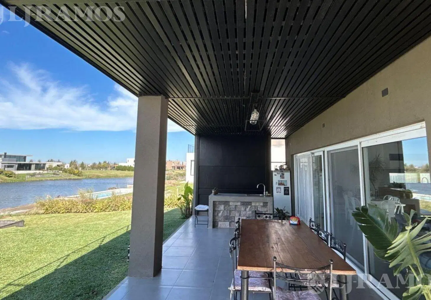 Casa en venta A LA LAGUNA en Barrio EL Naudir PG 2