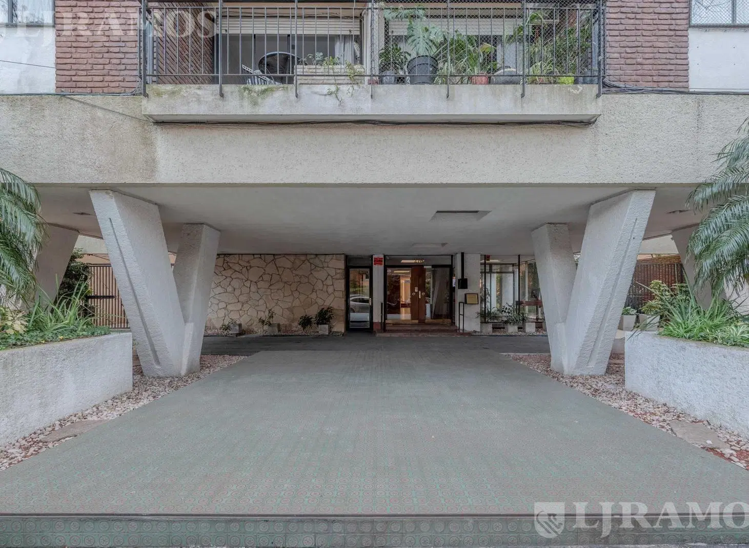 VENTA- Departamento-2 ambientes- Centro Martinez 6