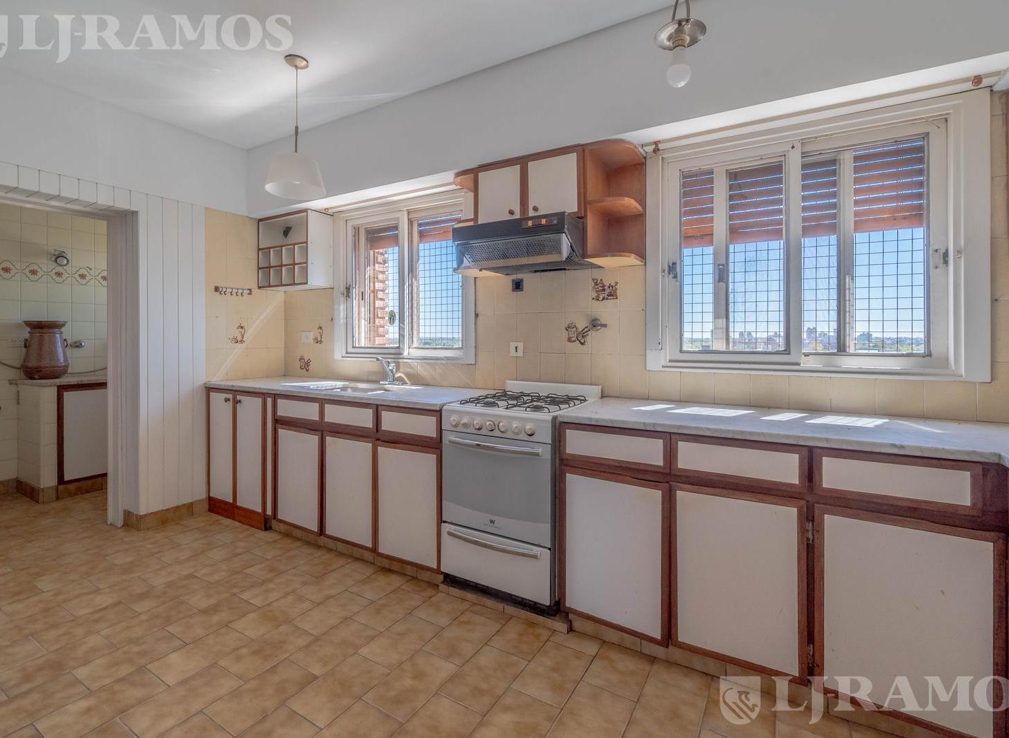 Foto de VENTA semipiso , balcon aterrazado, vista abierta, 3 dorm, cochera, imagen 1