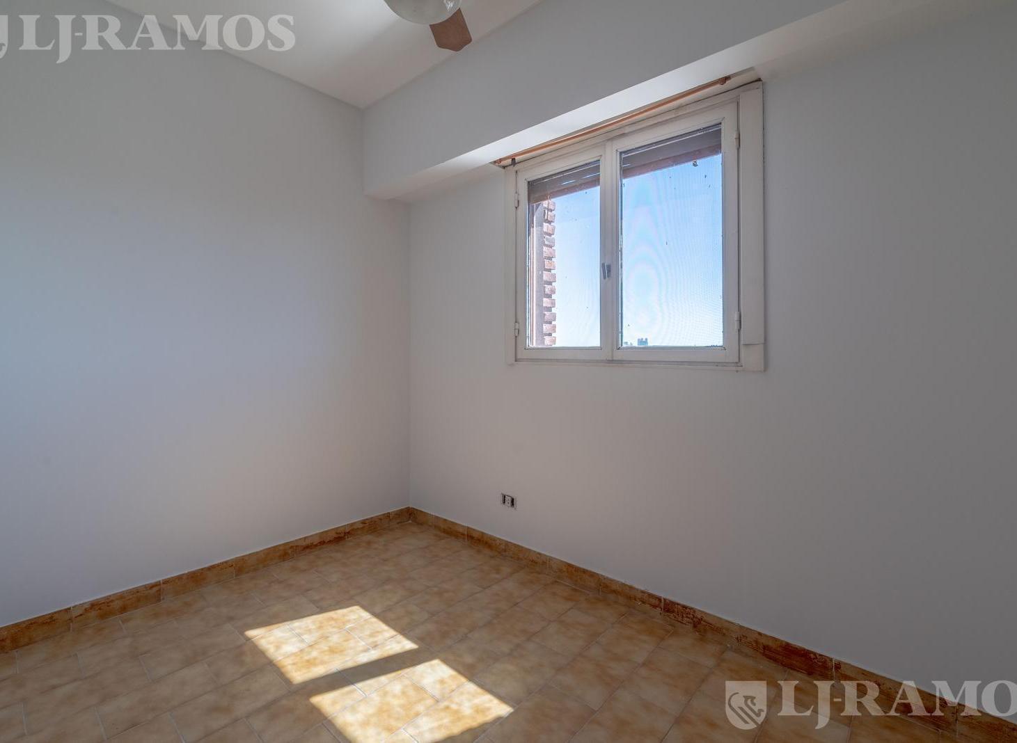 Foto de VENTA semipiso , balcon aterrazado, vista abierta, 3 dorm, cochera, imagen 4