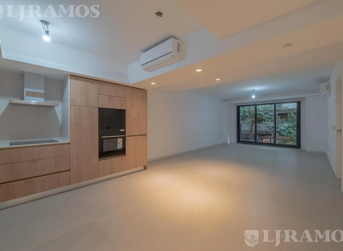 ALQUILER PREMIUM. Semipiso. A Estrenar. 3 Ambientes - Cochera, Equipado. Av.Quintana 1