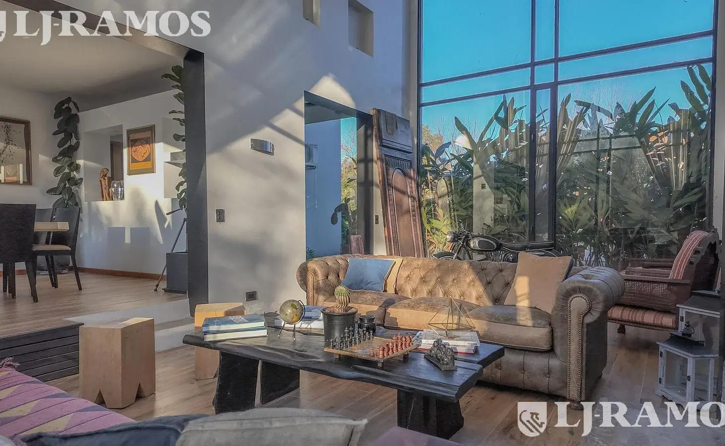 VENTA- Moderna Casa- 4 dorm- Los Boulevares Barrio Cerrado- altuta Km 38,5 Panam Ramal Pilar 4