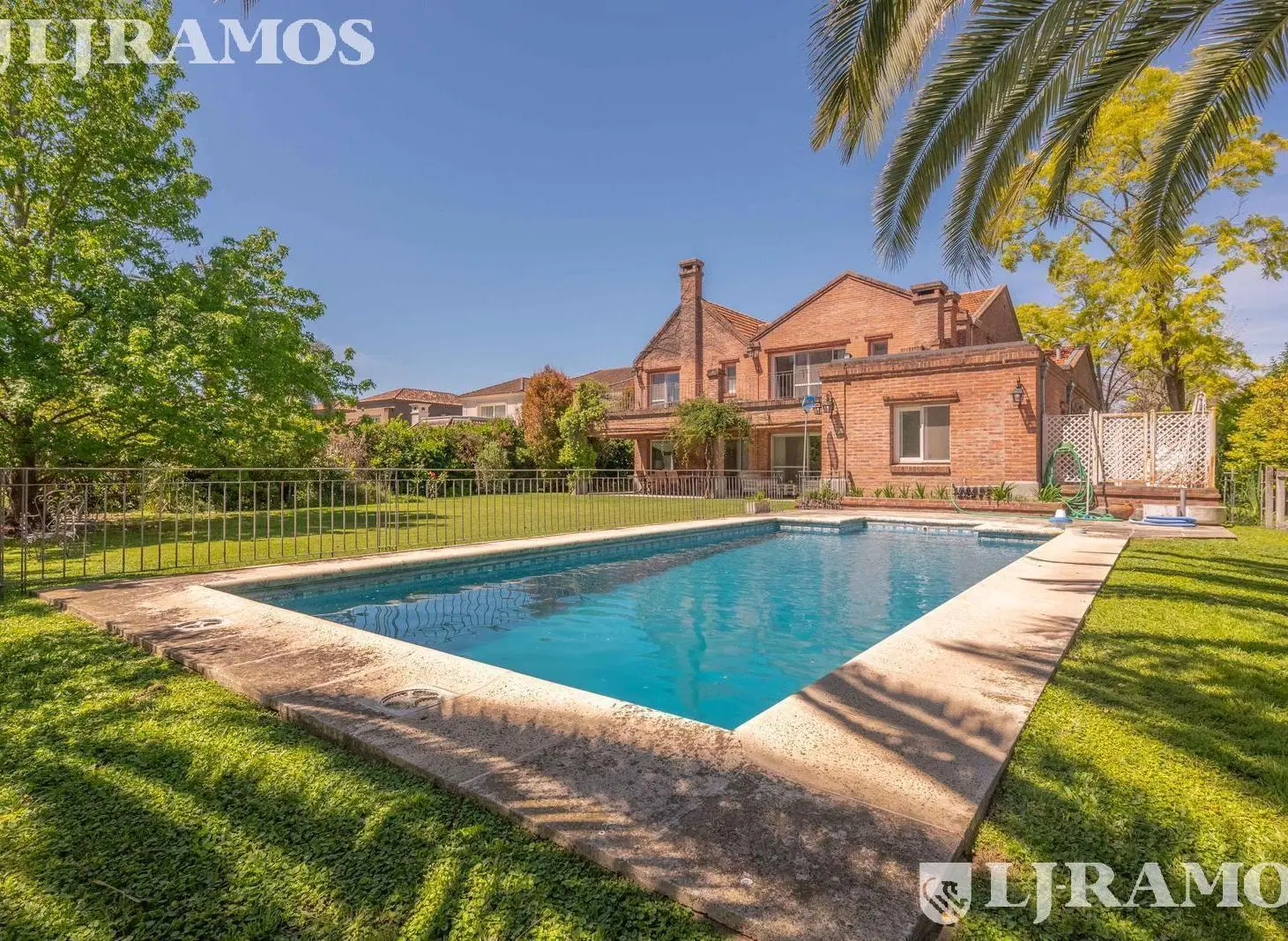 VENTA- Casa en EL PUESTO- 4 dorm- Ayres de Pilar- Km 43,5 Panam ramal PILAR 4