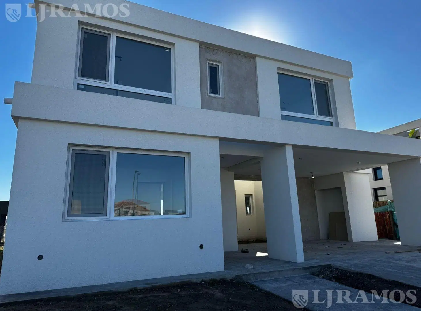Impecable casa a estrenar el Riberas Lote Interno PG NORTE 2