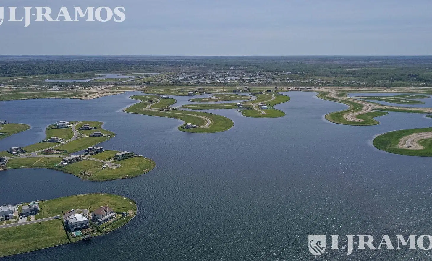 Terreno en venta en el Barrio Marinas, Puertos / Escobar 3