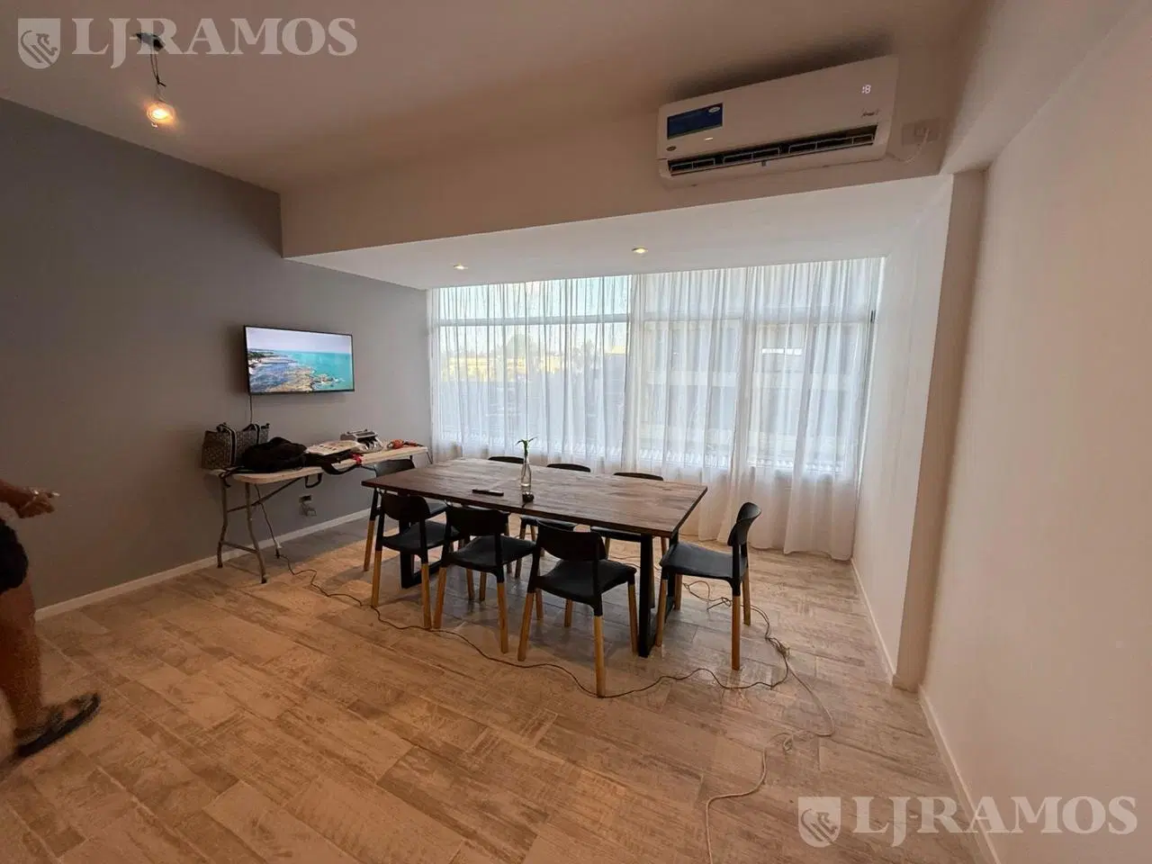 APTO PROFESIONAL - MONOAMBIENTE DE 50 M2 EN ALQUILER EN DELTA CENTER. 3
