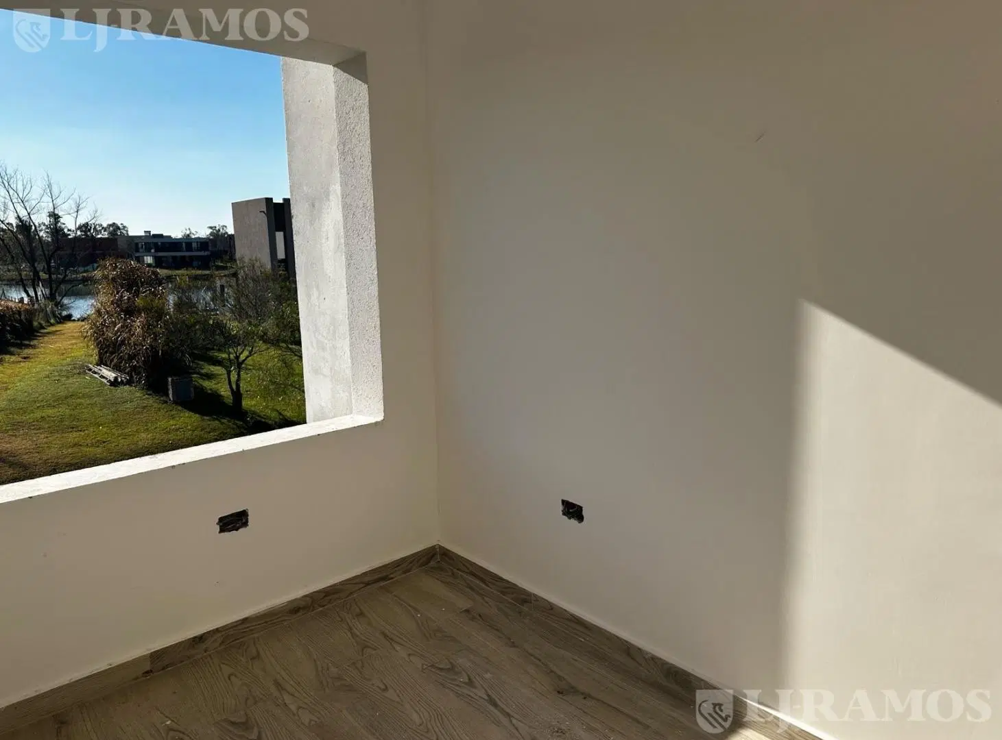 Casa en Venta a Estrenar AL LAGO Canton Norte PG 3