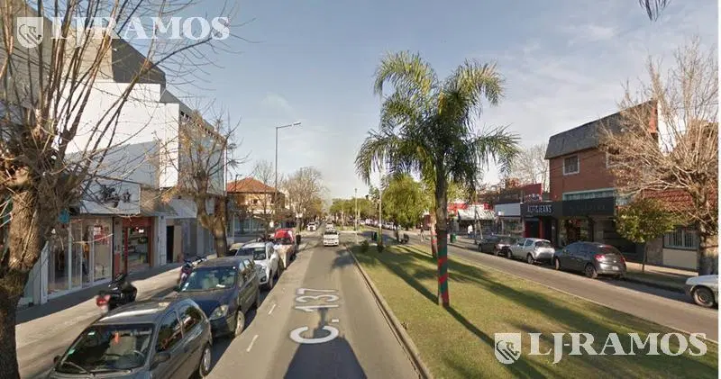 Local - Los Hornos 2