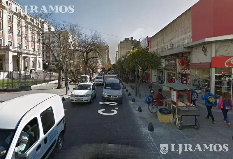 Local - La Plata 2