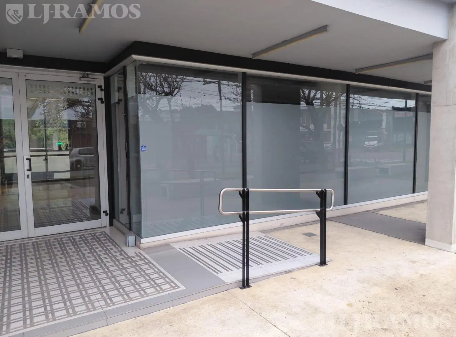 Alquiler de Oficina/local de 85 m2 en Beccar 4