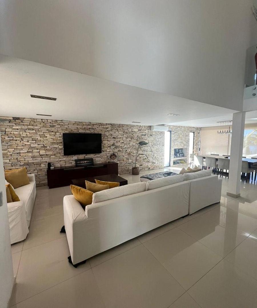 Foto de Al lago!! Casa en venta Barrio Muelles, Puertos / Escobar, imagen 4