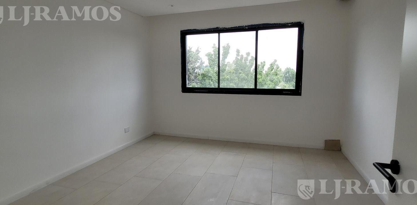 Foto de Duplex en venta a estrenar 4 ambientes con cochera apto profesional, imagen 5