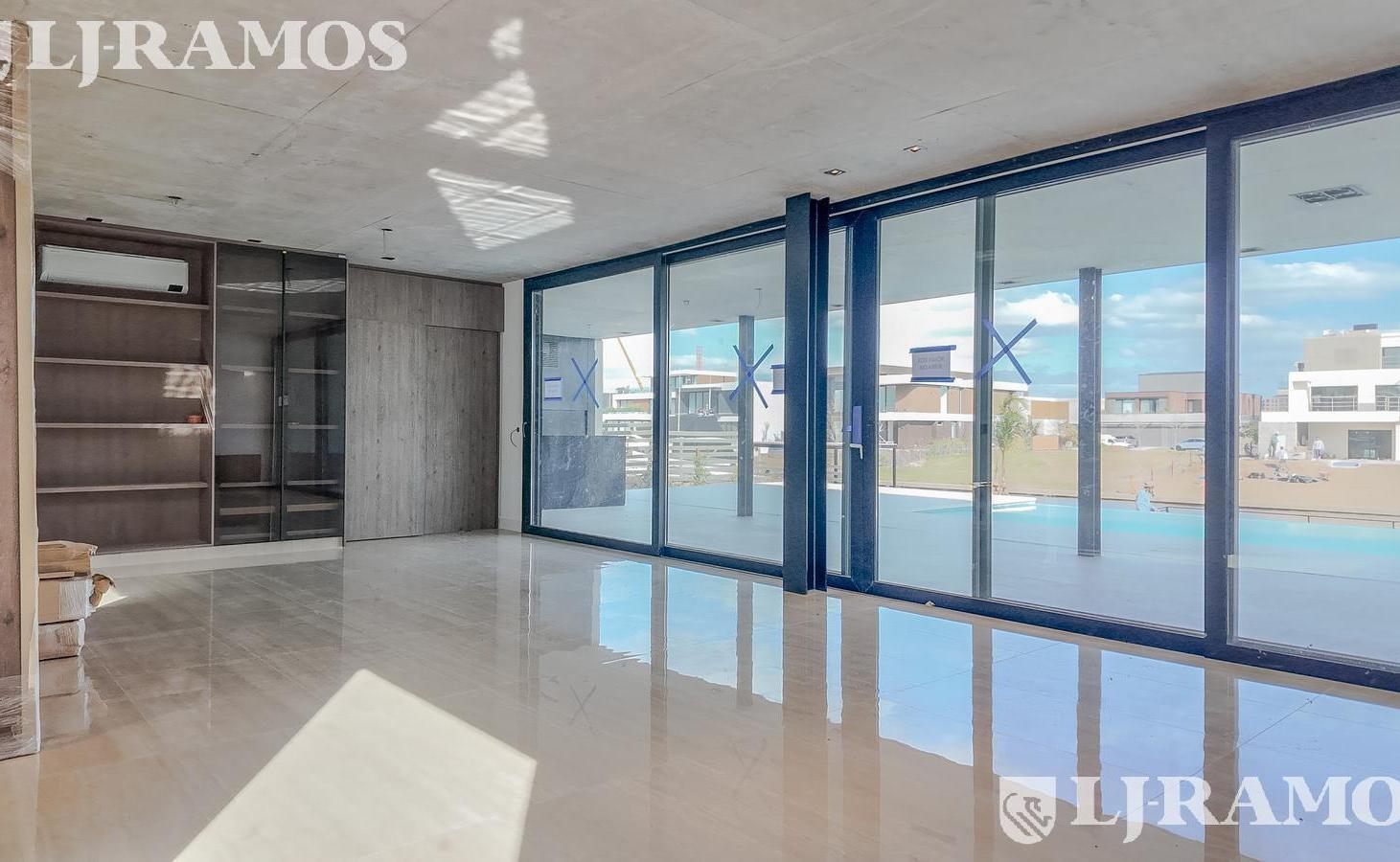 Foto de Casa sobre lote al RIO en venta en EL YACHT, NORDELTA, imagen 4