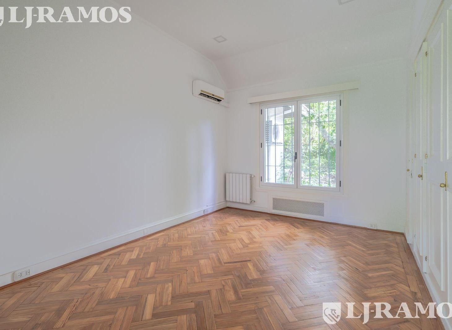 Foto de Casa en venta/alquiler de 4 dormitorios en Lomas de San Isidro, imagen 3
