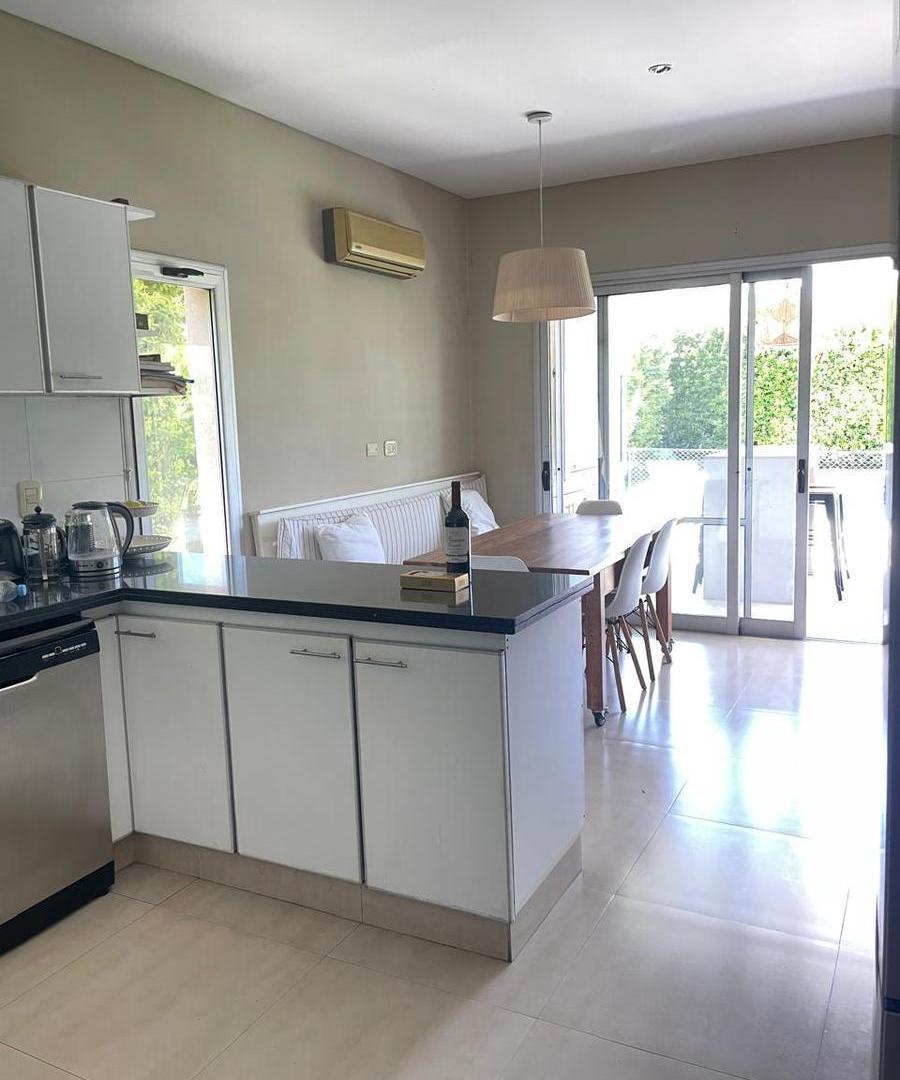 Foto de VERANO 2027 ! MUY LINDA CASA EN ALQUILER ENERO 27 - BARRIO LA DAMASIA -, imagen 4