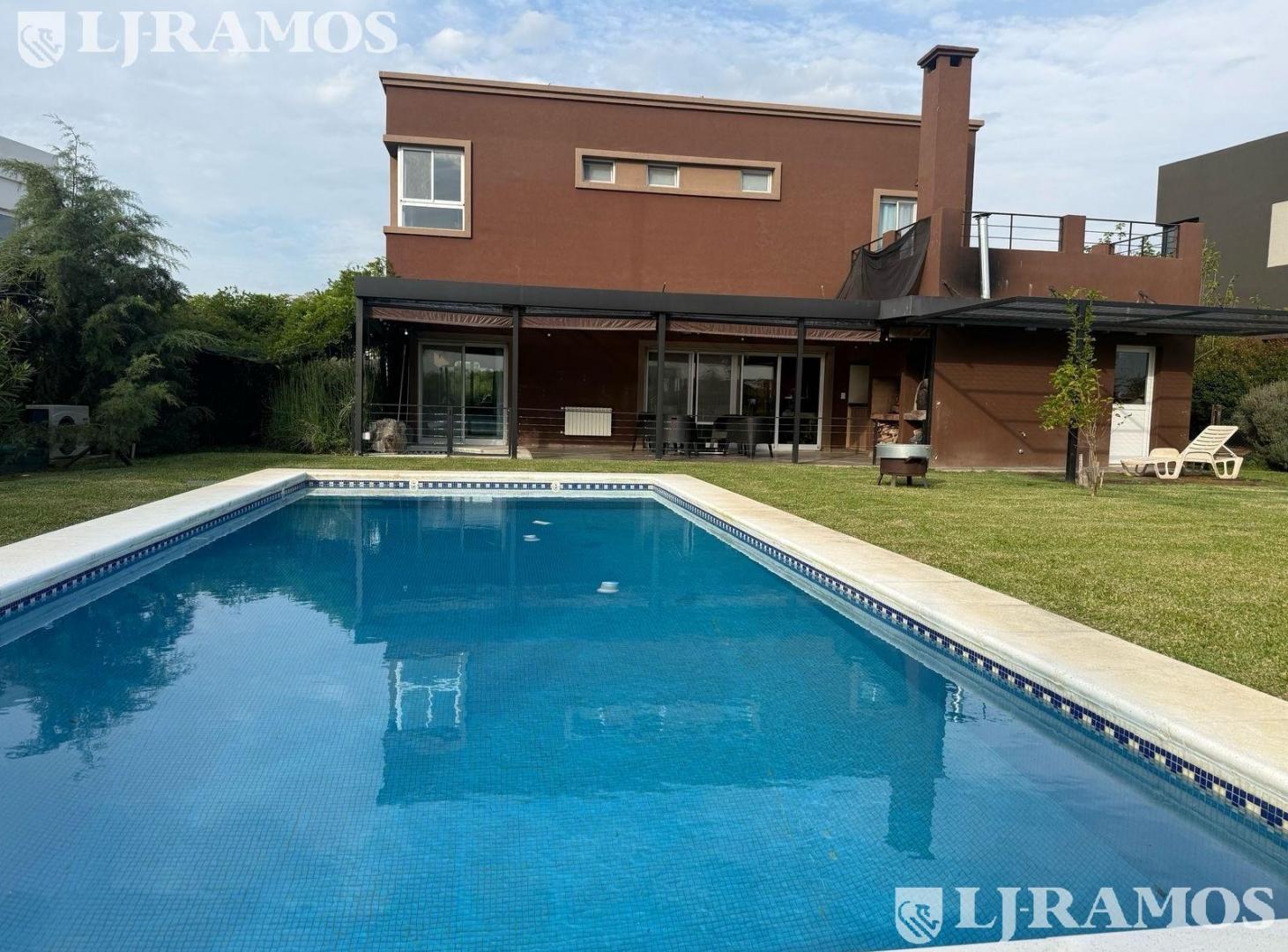 Foto de Casa en venta en el Barrio Vistas Puertos Escobar, imagen 2