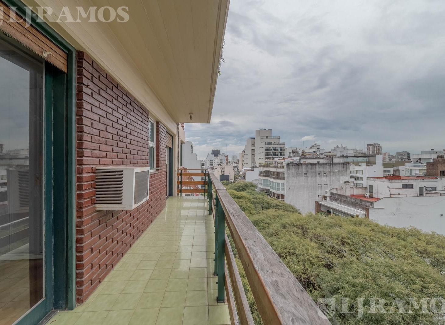 Foto de Virrey del Pino y Vuelta de obligado. Piso alto. lleno de luz y sol, imagen 4