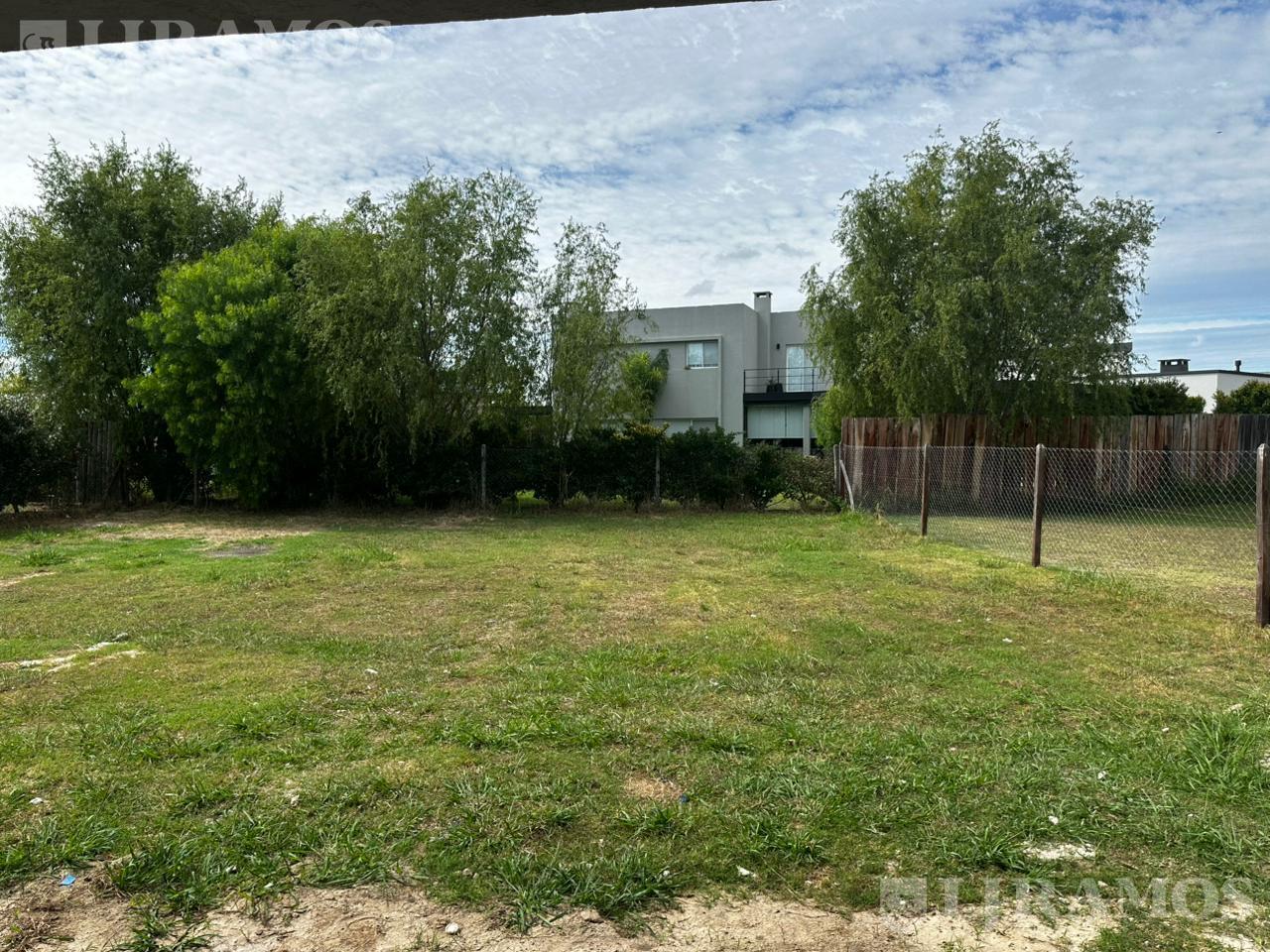 Foto de Casa a estrenar lote interno 1 planta en Golf PG, imagen 1