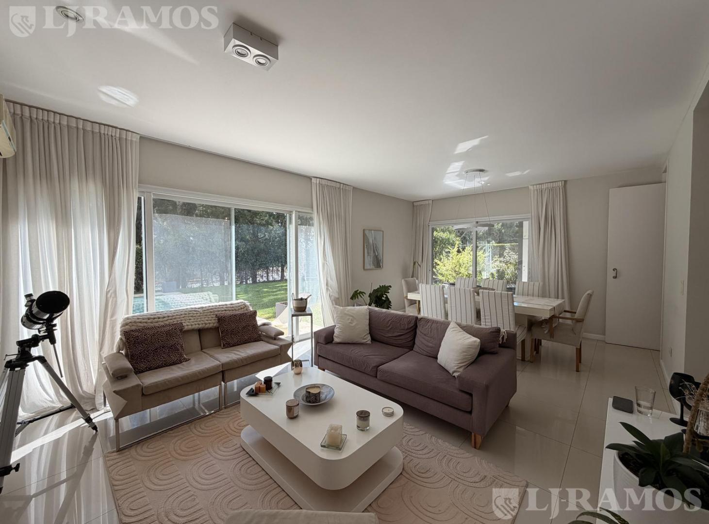 Foto de Casa con 4 dormitorios en venta y/o alquiler en Los Sauces, imagen 2