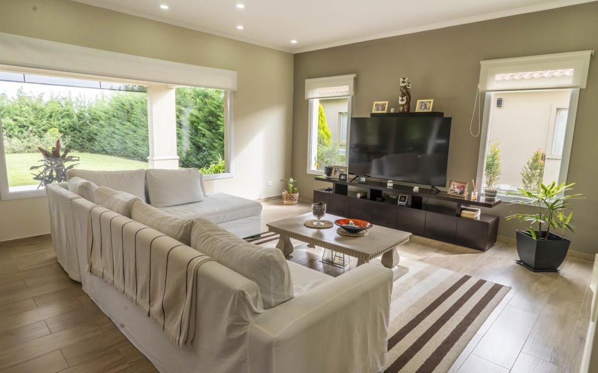 Foto de Casa en venta en Harás Santa María con 4 dormitorios, imagen 2