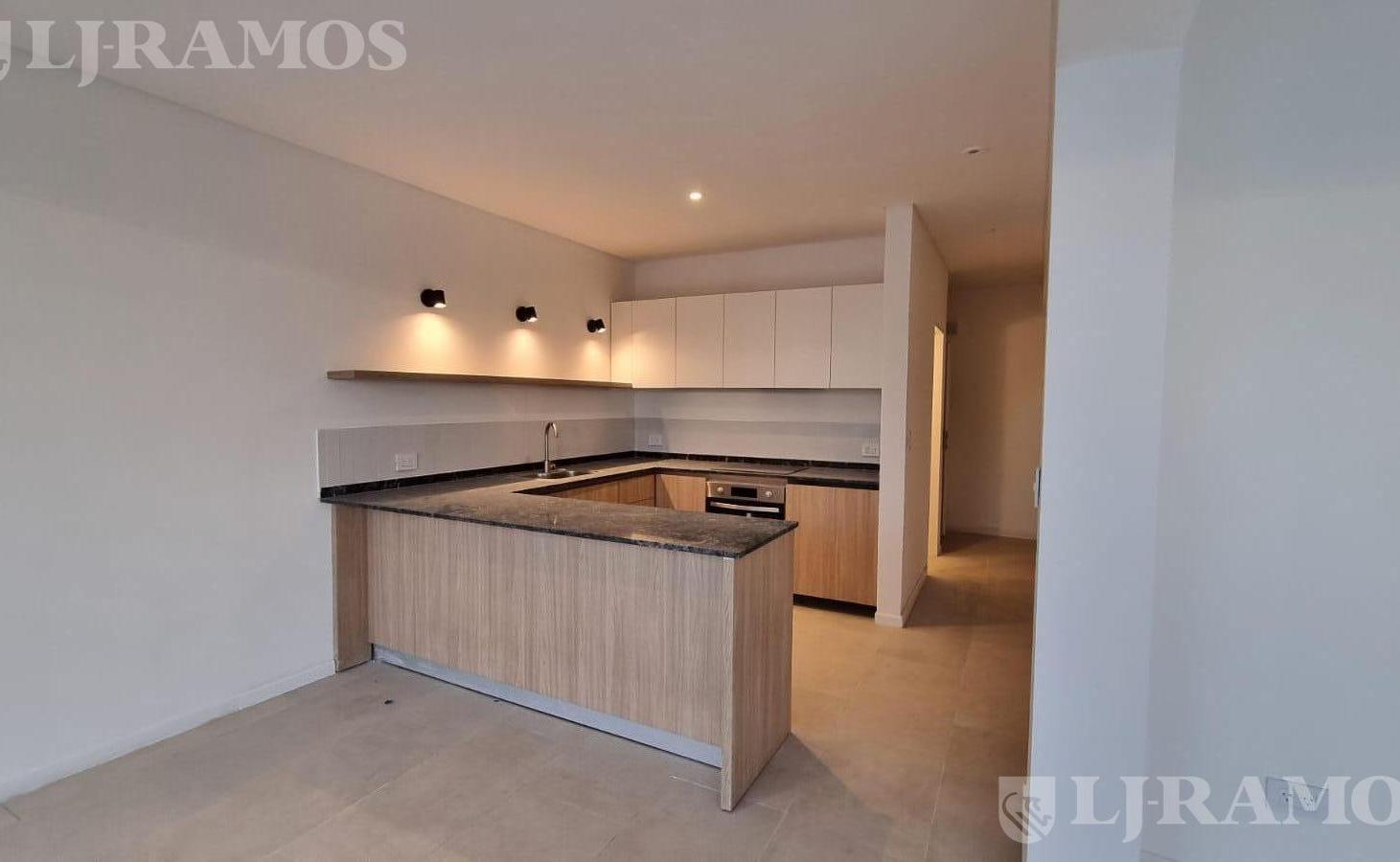 Foto de Duplex en venta a estrenar 4 ambientes con cochera apto profesional, imagen 3