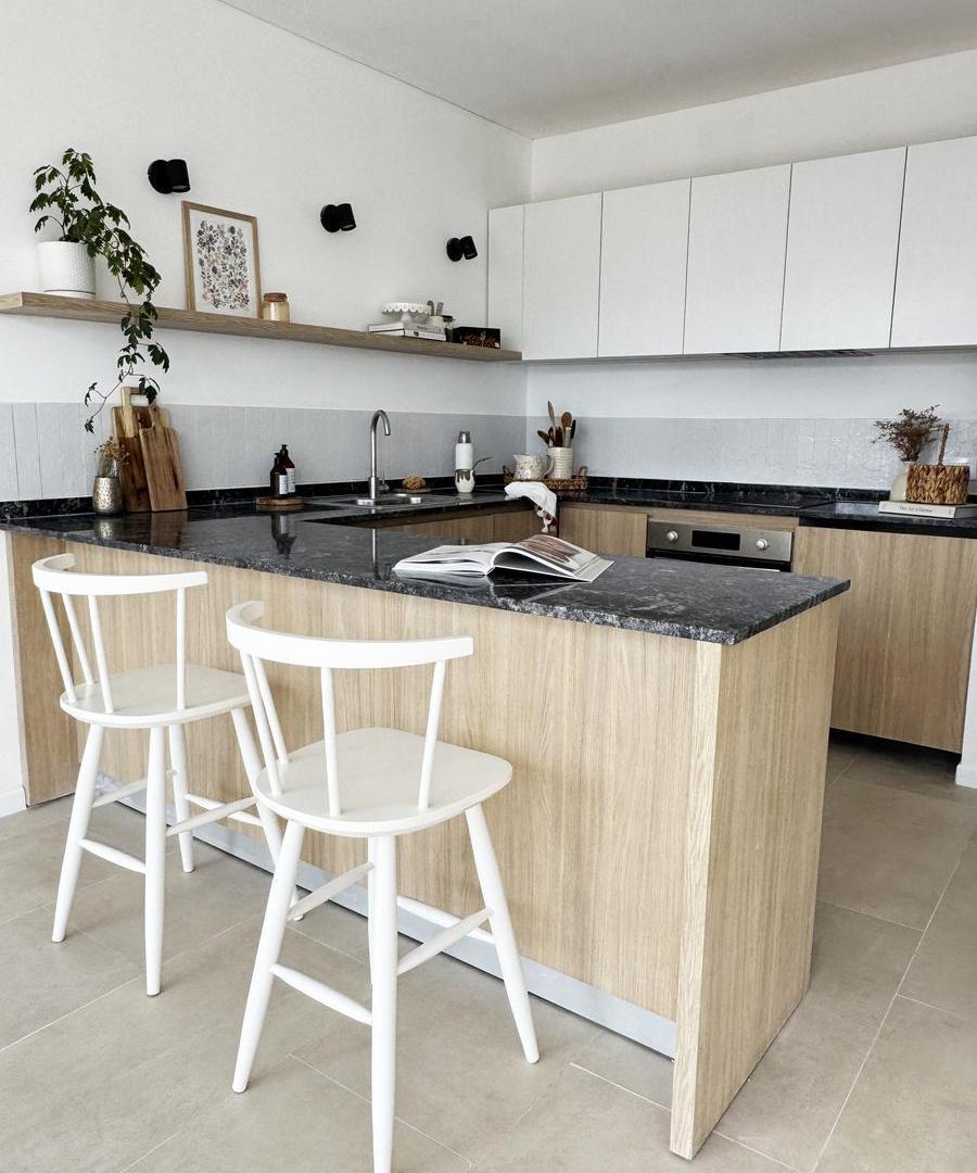 Foto de Duplex en venta a estrenar 4 ambientes con cochera apto profesional, imagen 2