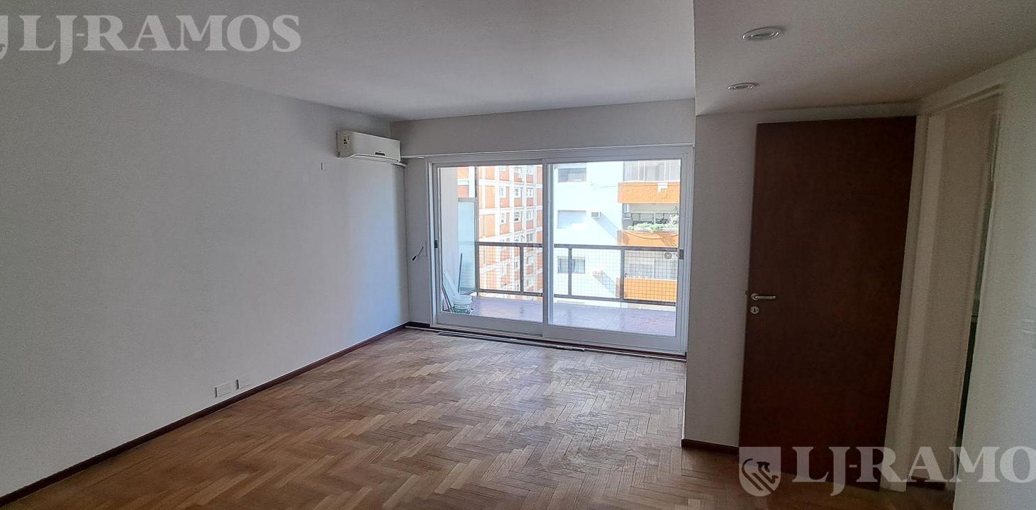 Foto de Alquiler - Departamento en Acassuso, recién refaccionado, con cochera y, imagen 2