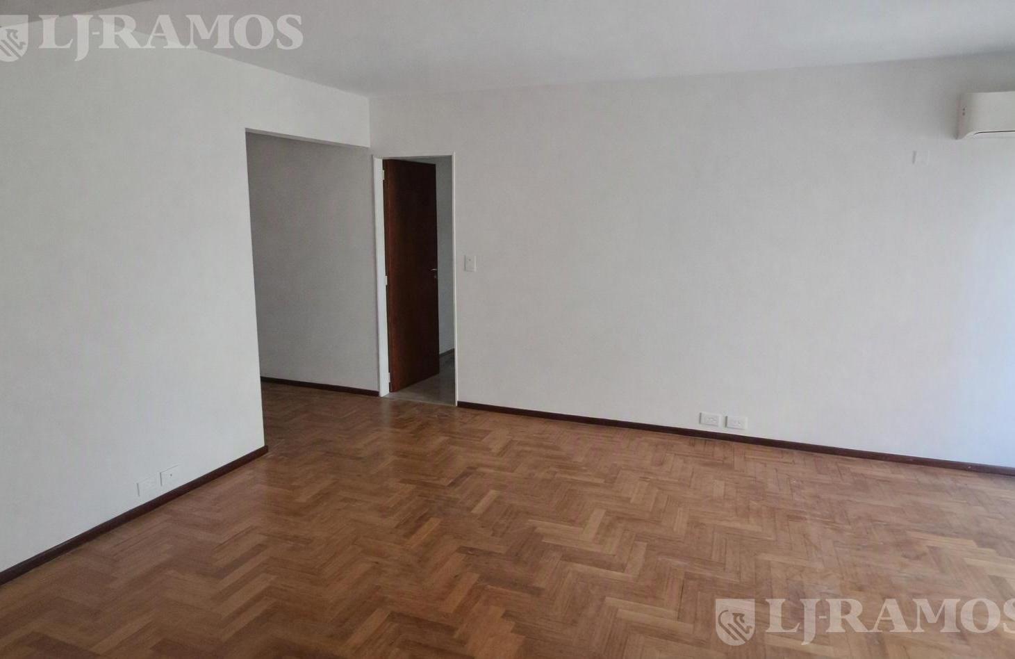 Foto de Alquiler - Departamento en Acassuso, recién refaccionado, con cochera y, imagen 4