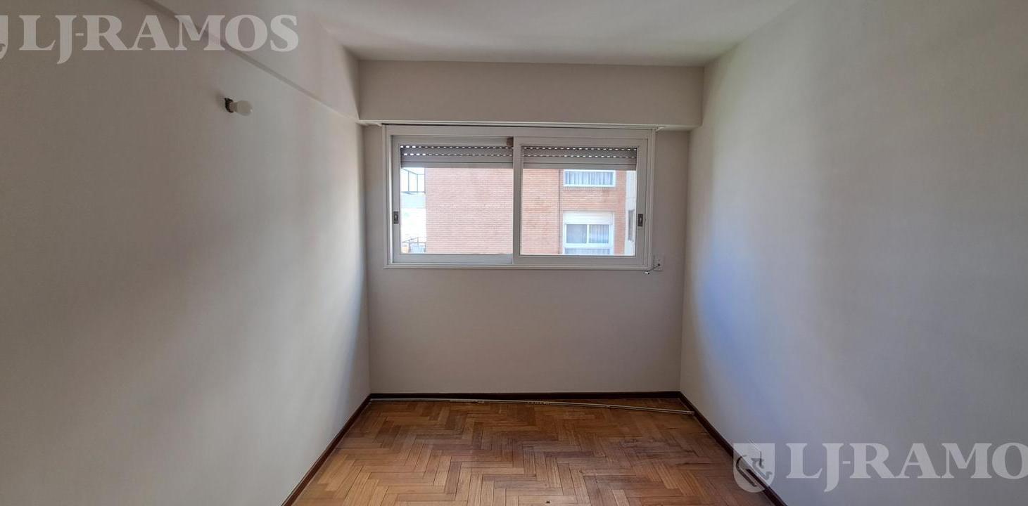 Foto de Alquiler - Departamento en Acassuso, recién refaccionado, con cochera y, imagen 5