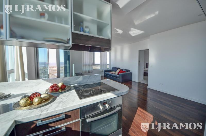 Foto de Av. Juana Manso 590- TORRES DEL YACHT PISO ALTO. 2 COCHERAS FIJAS, imagen 1