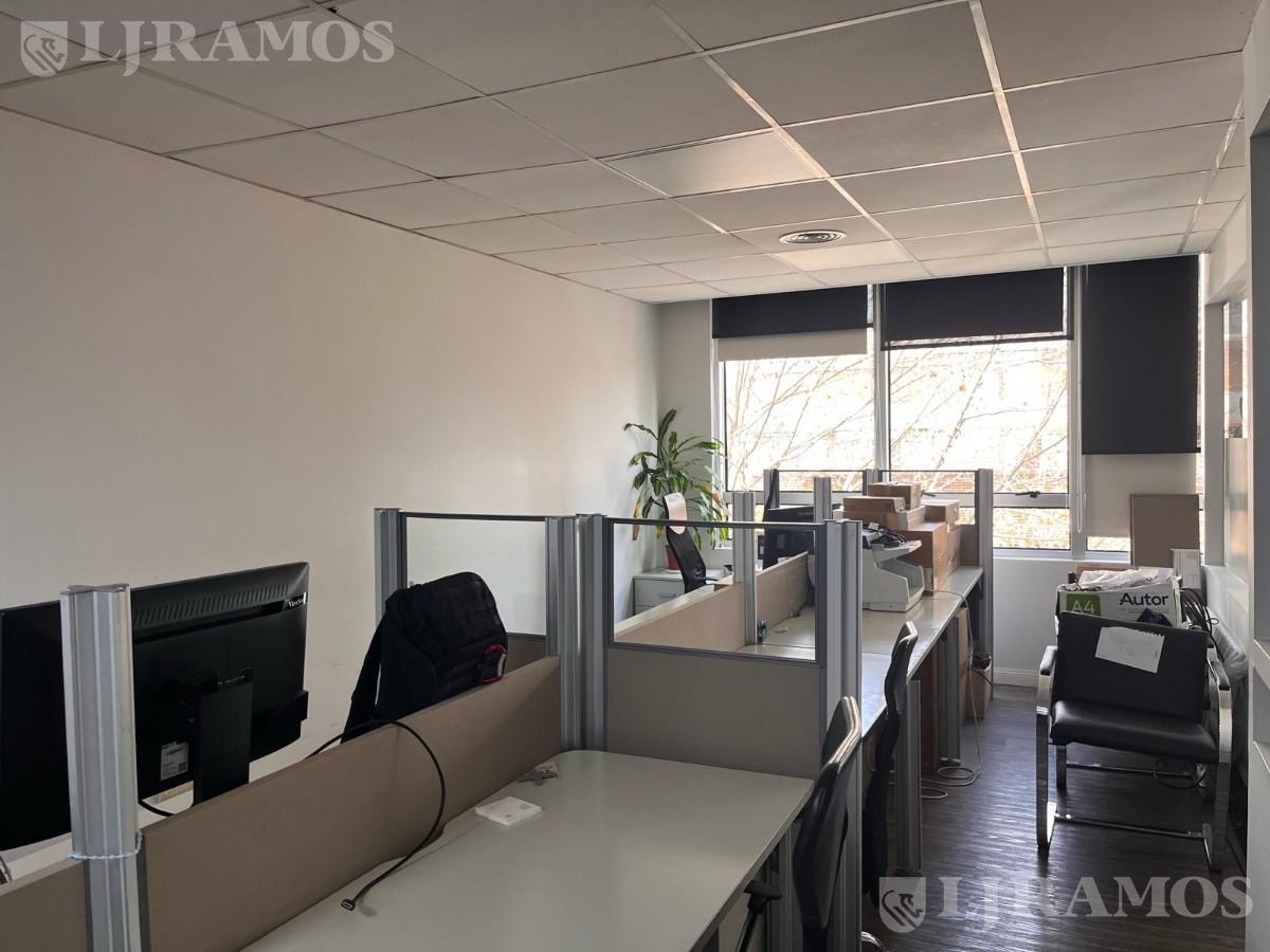 Foto de Oficina en alquiler – Planta completa de 240 m² – Belgrano, imagen 3