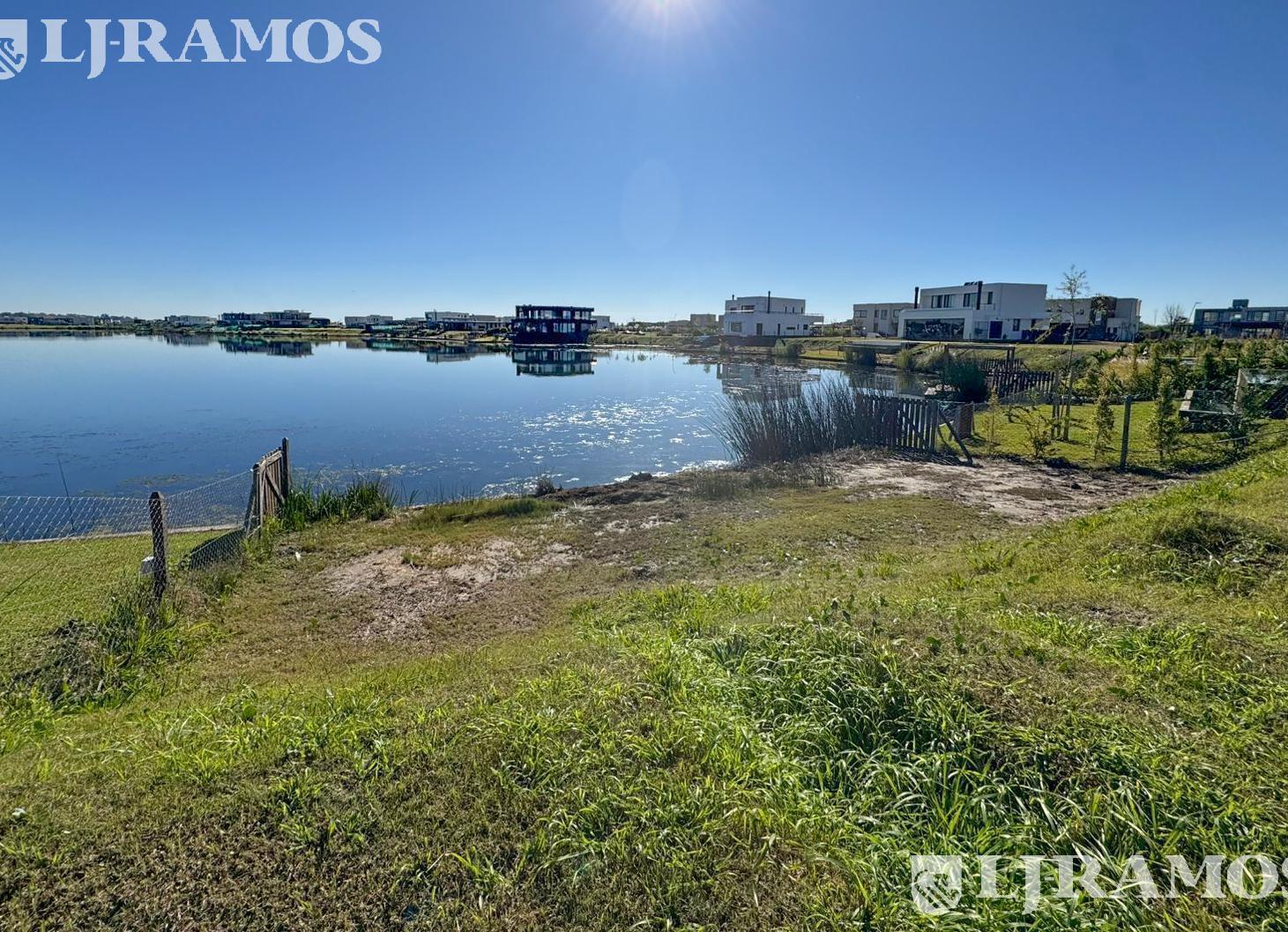 Foto de Terreno al lago en venta en el Barrio Riberas , Puertos / Escobar, imagen 2