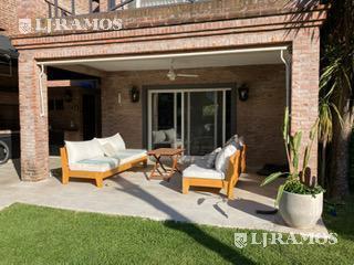 Foto de EXCELENTE CASA ALQUILER ENERO 2027 - SAN ISIDRO - BARRIO SAN ISIDRO, imagen 4