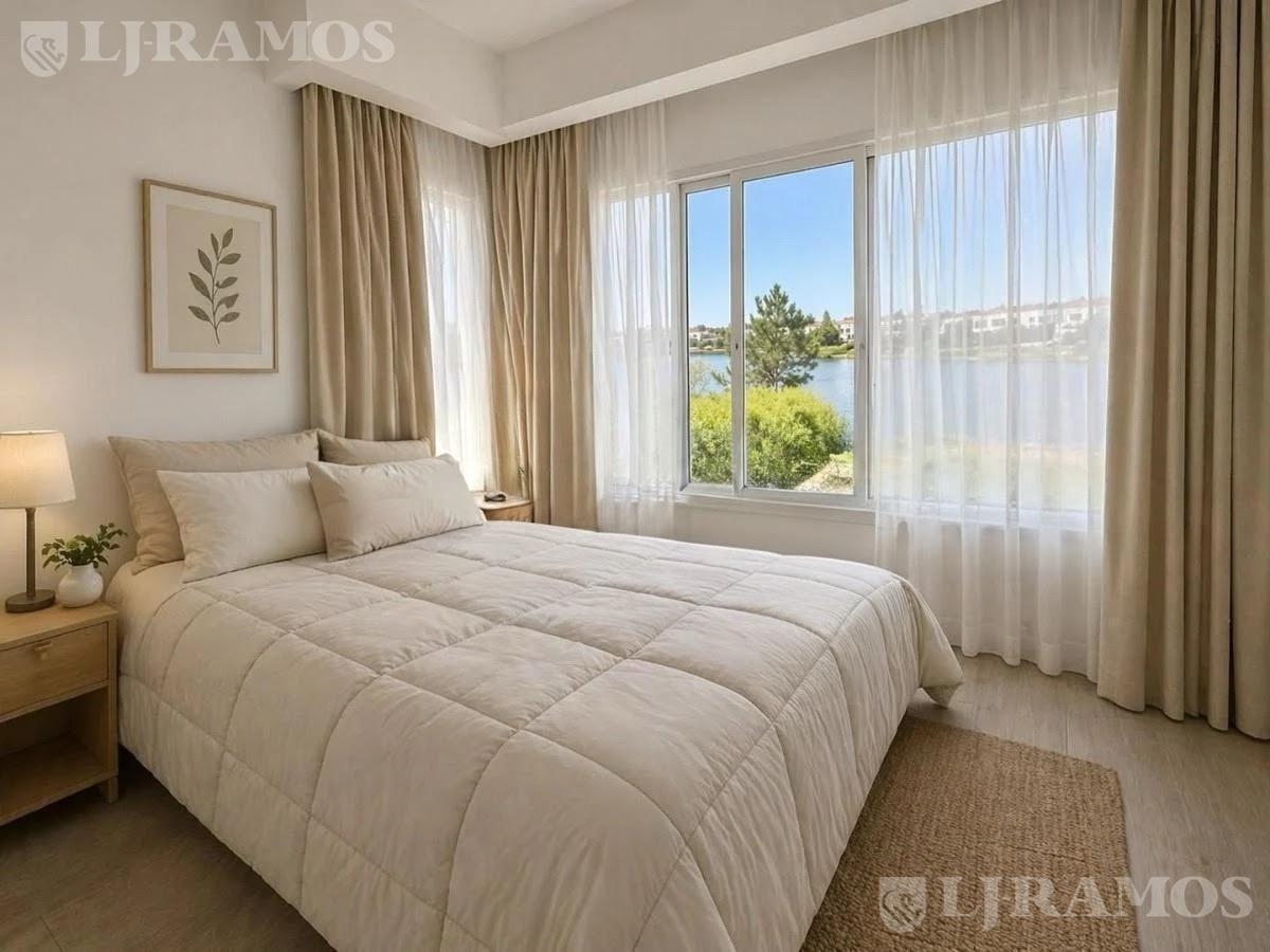 Foto de Casa a la laguna con 4 dormitorios en venta en Santa Teresa, imagen 4